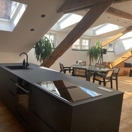 Split Rooftop Loft Exterior photo